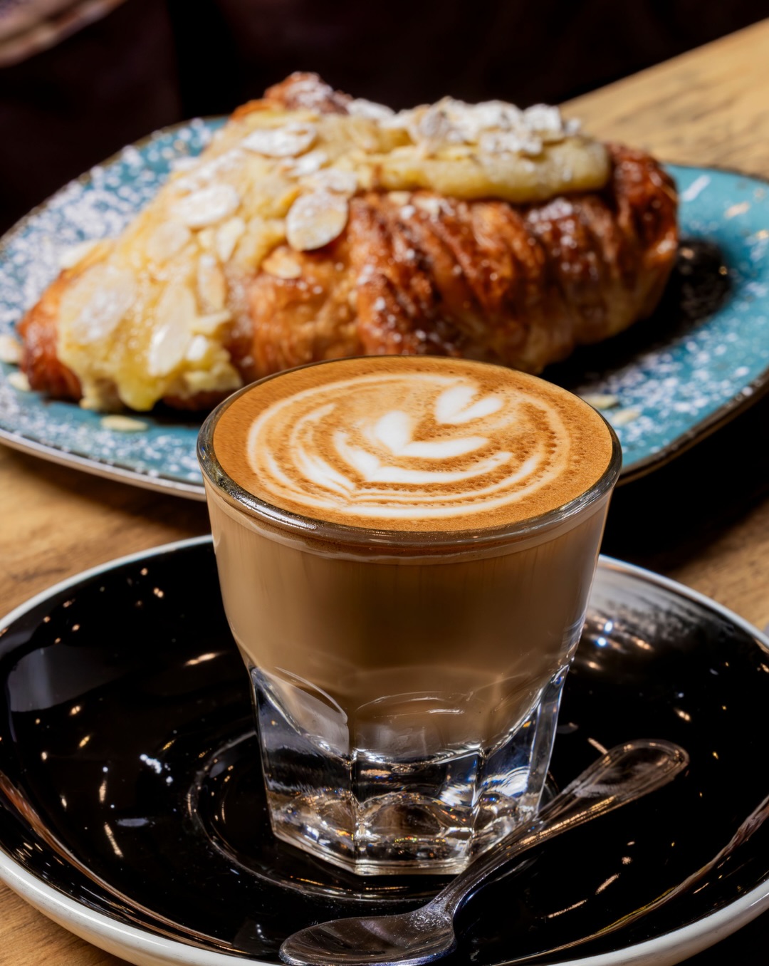 Our Crema Gourmet Aventura location has been recognized as “Best Café” by Aventura Magazine!